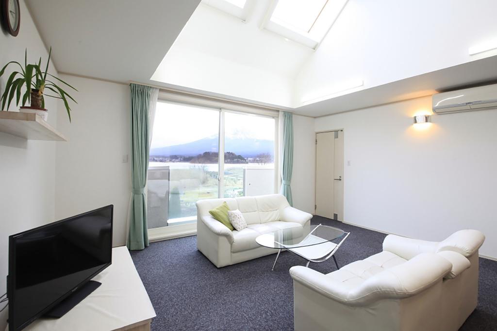 Kawaguchiko Urban Resort Villa Fujikawaguchiko Quarto foto