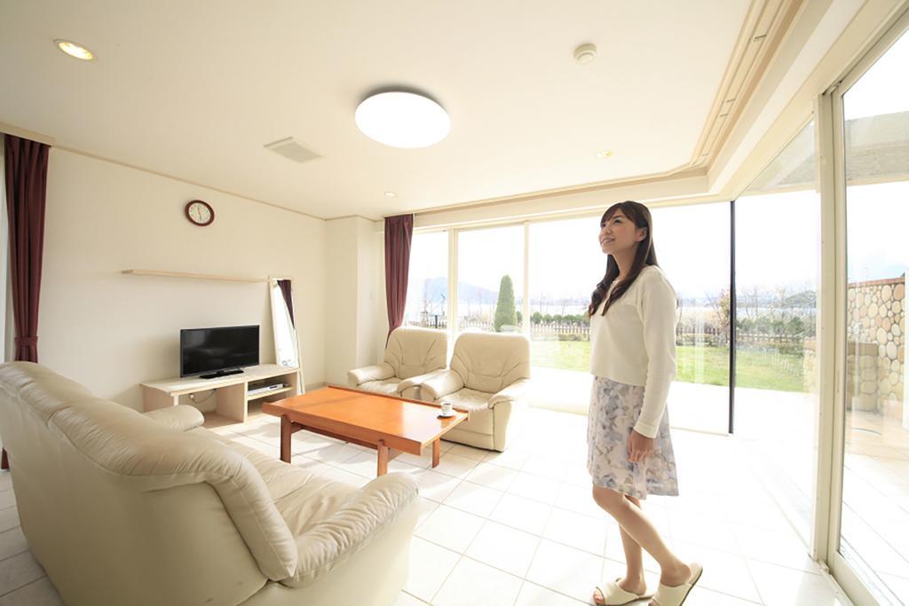 Kawaguchiko Urban Resort Villa Fujikawaguchiko Quarto foto