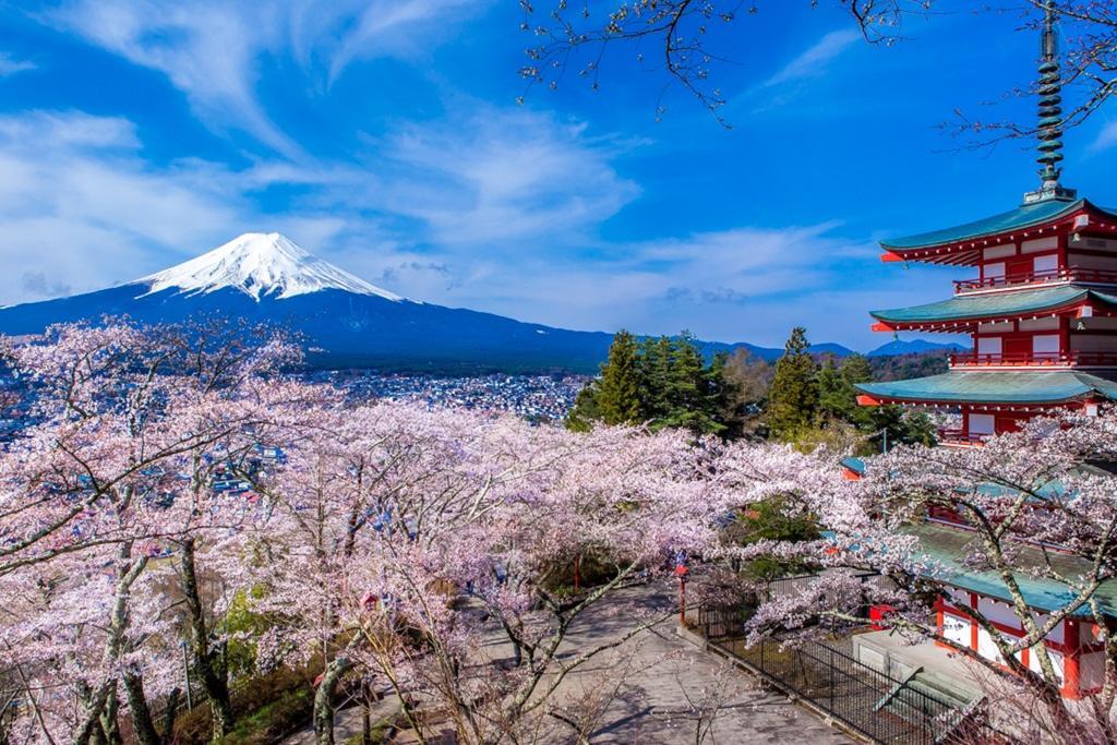 Kawaguchiko Urban Resort Villa Fujikawaguchiko Quarto foto